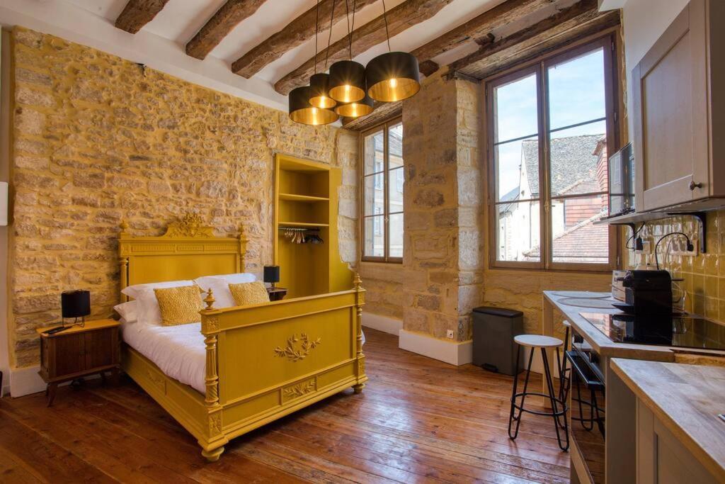 "Les Appartements De Betty C" Studio Medieval Sarlat-la-Caneda Exterior photo